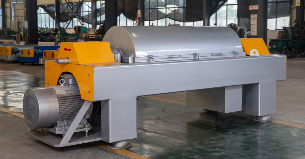 為什么越來越多印染廠淘汰板框壓濾機(jī)改用離心脫水機(jī)?(圖1) undefined