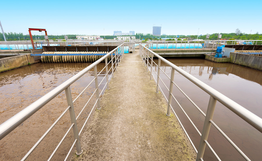 養(yǎng)殖廢水脫水設(shè)備之離心脫水機的使用(圖1) undefined