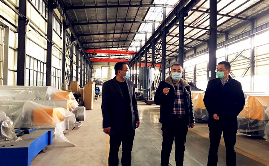 蓮都區(qū)政協(xié)副主席沈建祖走訪慰問浙江正達(dá)(圖1) undefined